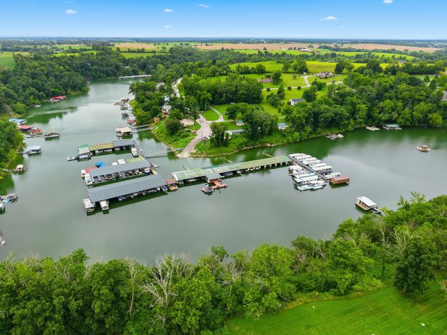 370 Persimmon Way, Harrodsburg, KY 40330