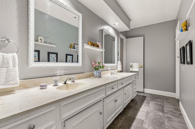 9216 Middle Glen Drive, Dallas, TX 75243