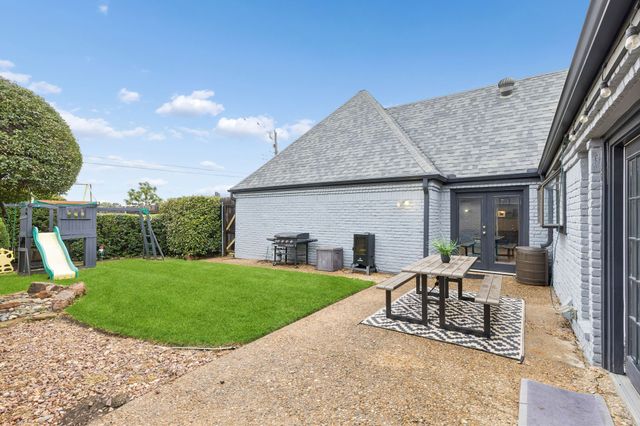 9216 Middle Glen Drive, Dallas, TX 75243