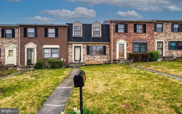 12 BADGER GATE, Catonsville, MD 21228