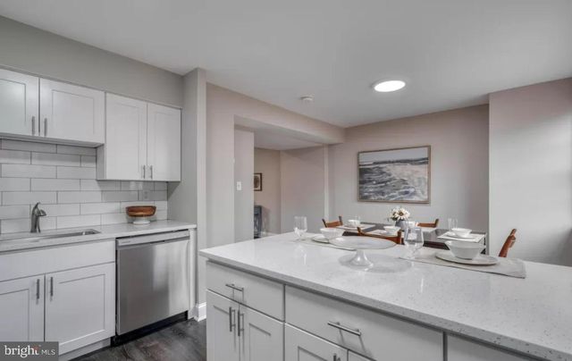 12 BADGER GATE, Catonsville, MD 21228