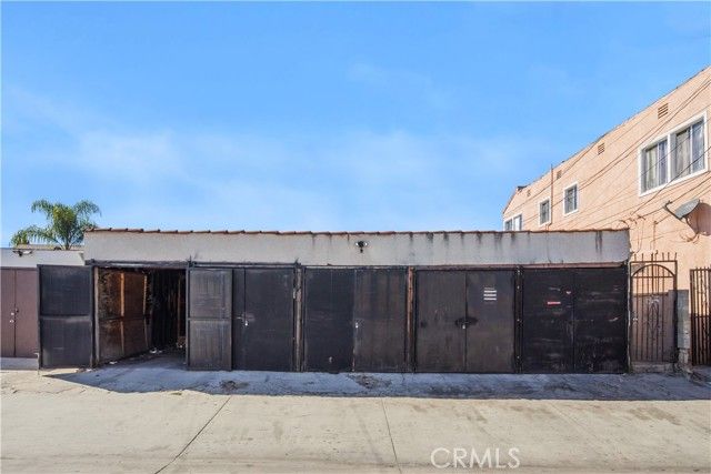 6200 Malabar, Huntington Park, CA 90255