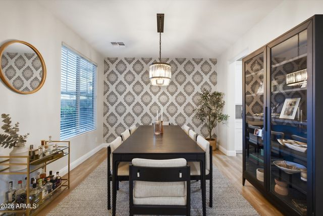 21821 N 38TH Place, Phoenix, AZ 85050