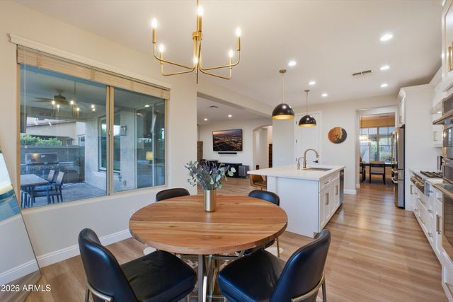 21821 N 38TH Place, Phoenix, AZ 85050