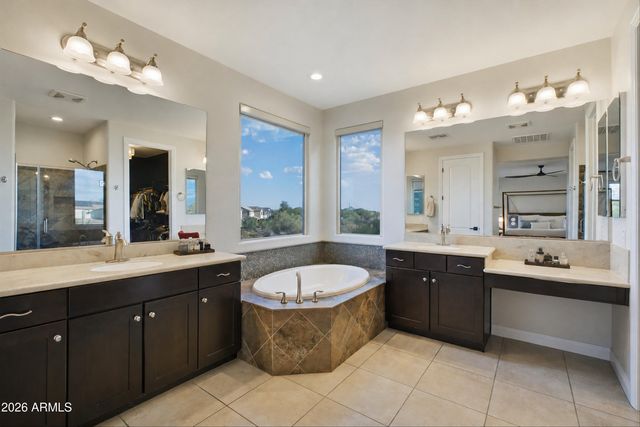 21821 N 38TH Place, Phoenix, AZ 85050