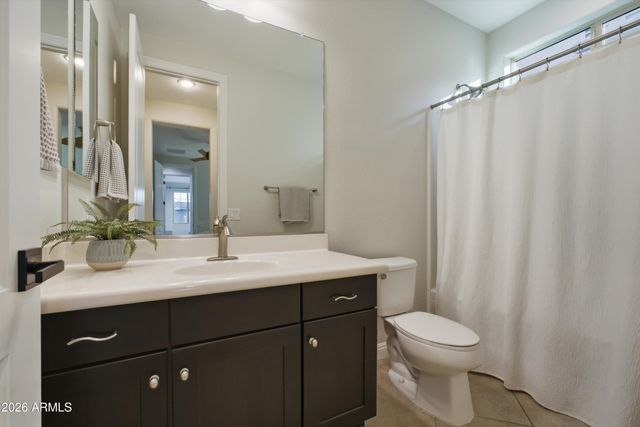 21821 N 38TH Place, Phoenix, AZ 85050