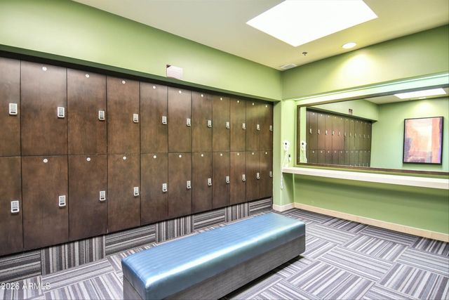21821 N 38TH Place, Phoenix, AZ 85050