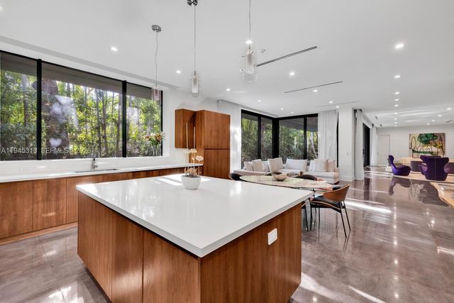 3232 Emathla St, Miami, FL 33133