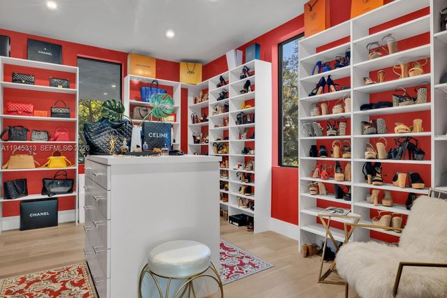 3232 Emathla St, Miami, FL 33133