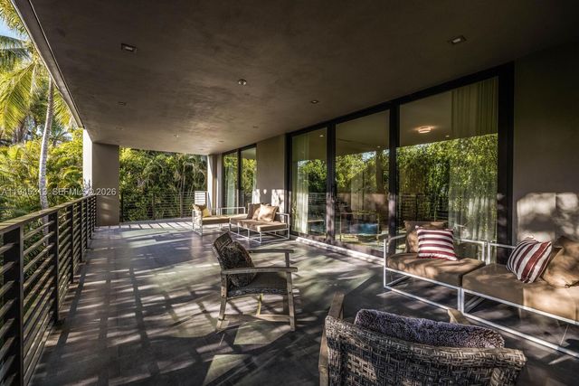 3232 Emathla St, Miami, FL 33133