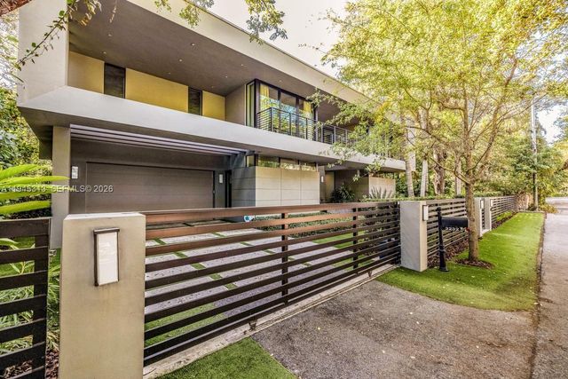 3232 Emathla St, Miami, FL 33133