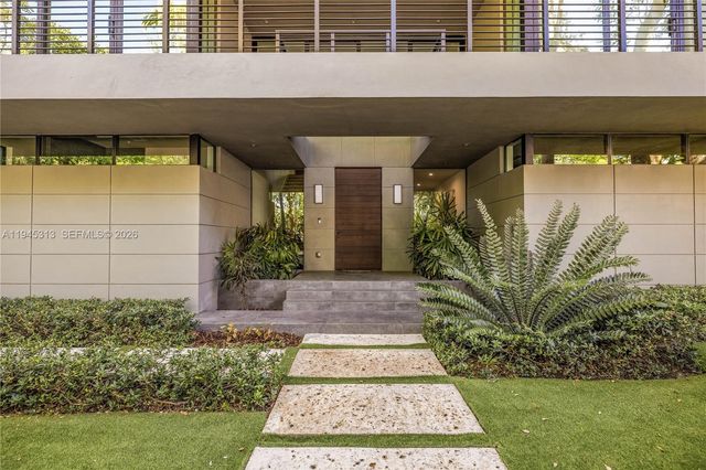 3232 Emathla St, Miami, FL 33133