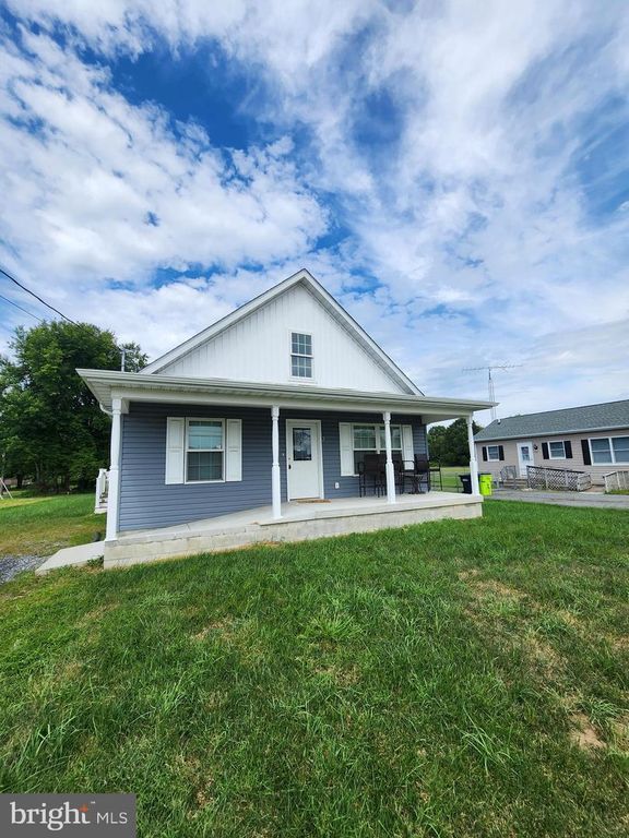 Image 2 of property listing at 2 N FIRST ST, Greenwood, DE 19950