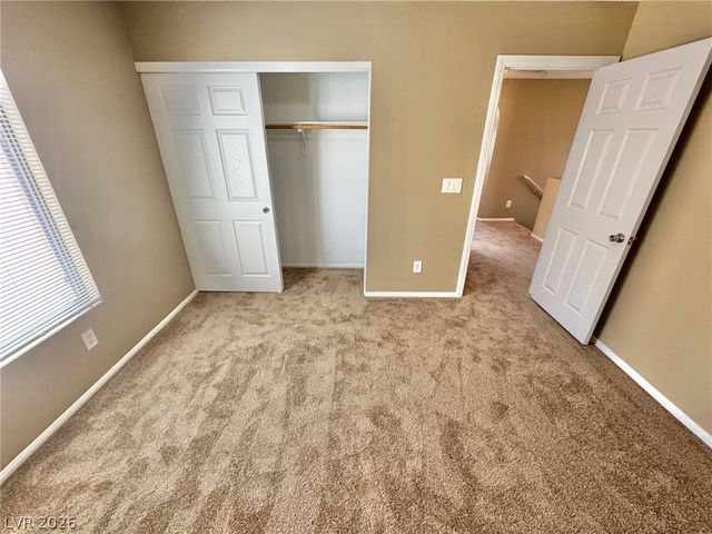 6558 Diamondhead Creek Court, Las Vegas, NV 89122