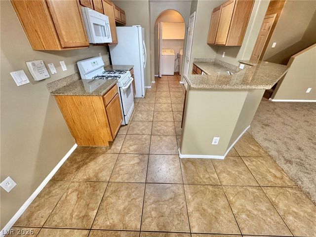 6558 Diamondhead Creek Court, Las Vegas, NV 89122