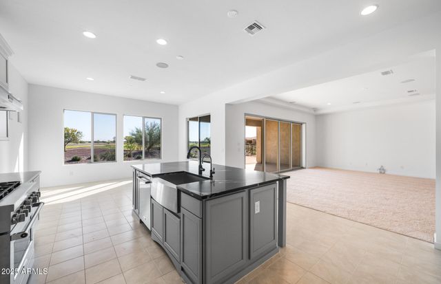 5285 N Riverside Drive, Florence, AZ 85132