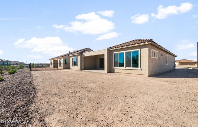 5285 N Riverside Drive, Florence, AZ 85132