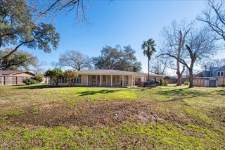 1905 Avenue D, Katy, TX 77493