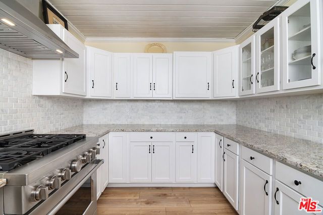 14413 Valley Vista Boulevard, Sherman Oaks, CA 91423