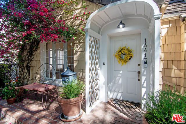 14413 Valley Vista Boulevard, Sherman Oaks, CA 91423