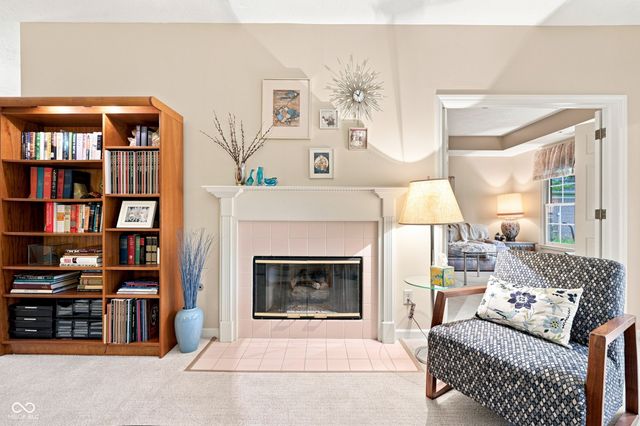 7601 Newport Bay 122, Indianapolis, IN 46240