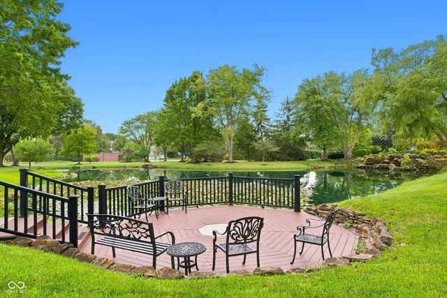 7601 Newport Bay 122, Indianapolis, IN 46240