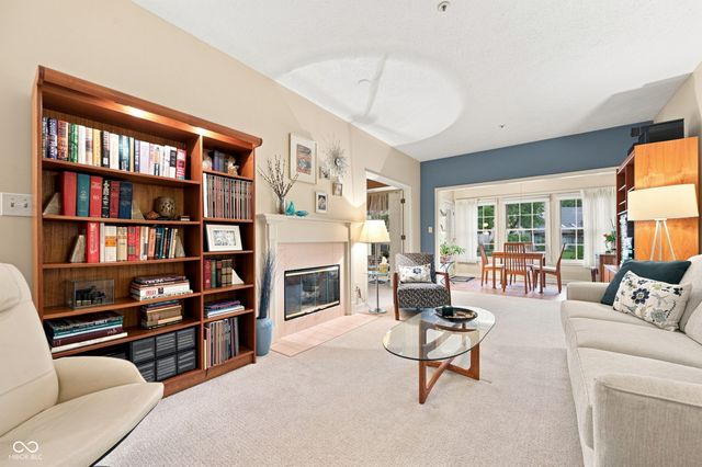 7601 Newport Bay 122, Indianapolis, IN 46240