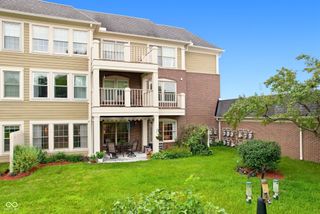 7601 Newport Bay 122, Indianapolis, IN 46240