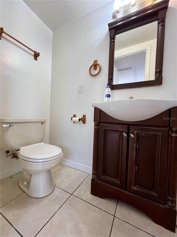 860 49TH AVENUE, St Petersburg, FL 33703