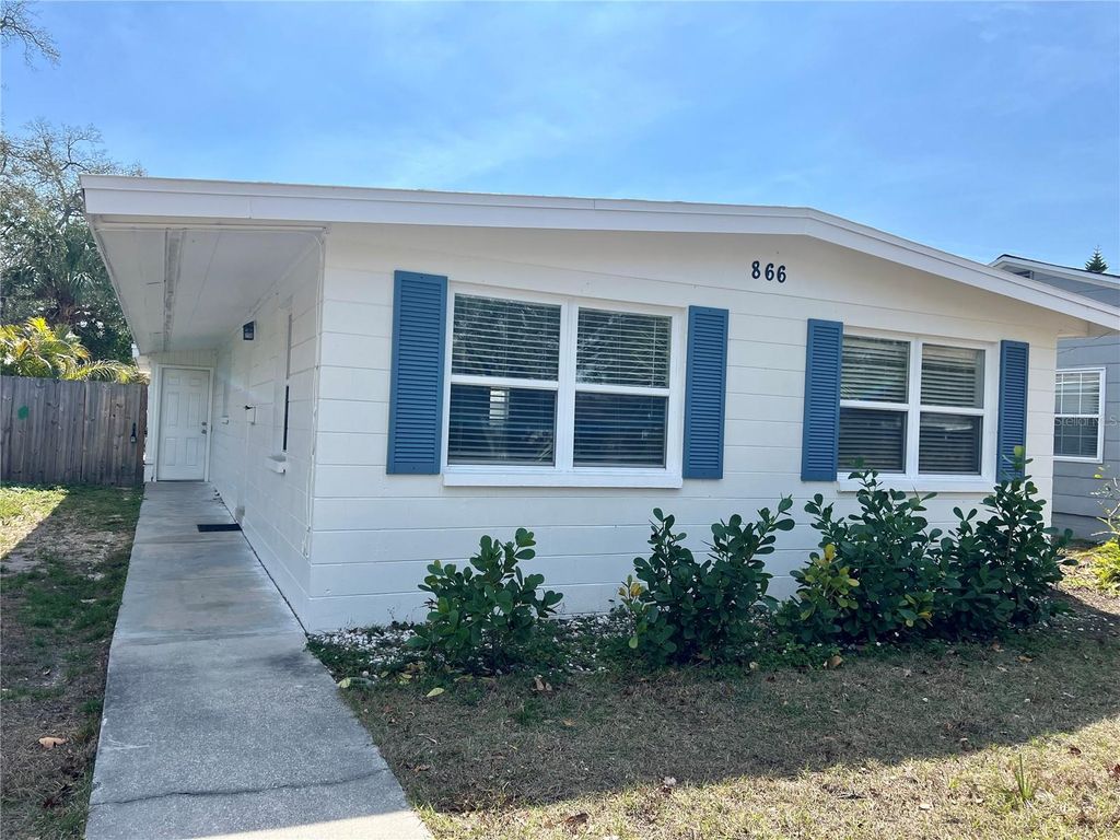 860 49TH AVENUE, St Petersburg, FL 33703