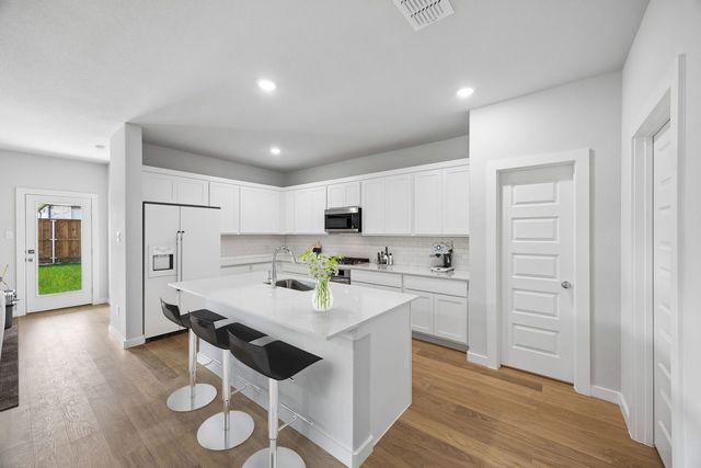 713 Brightstar Drive, Aledo, TX 76008