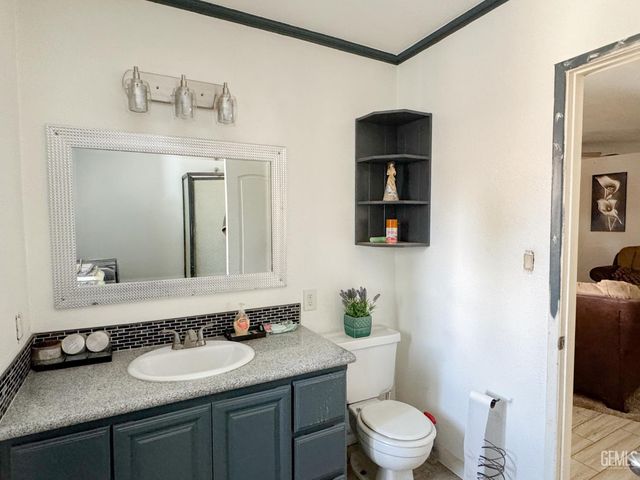 332 Oak Street, Shafter, CA 93263