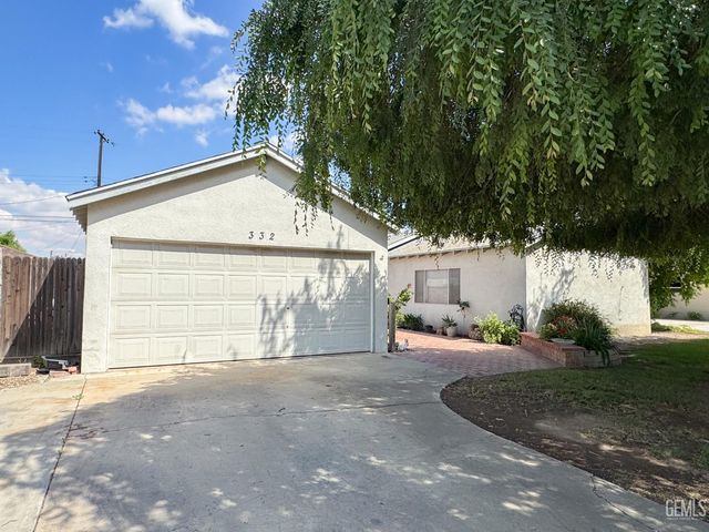 332 Oak Street, Shafter, CA 93263