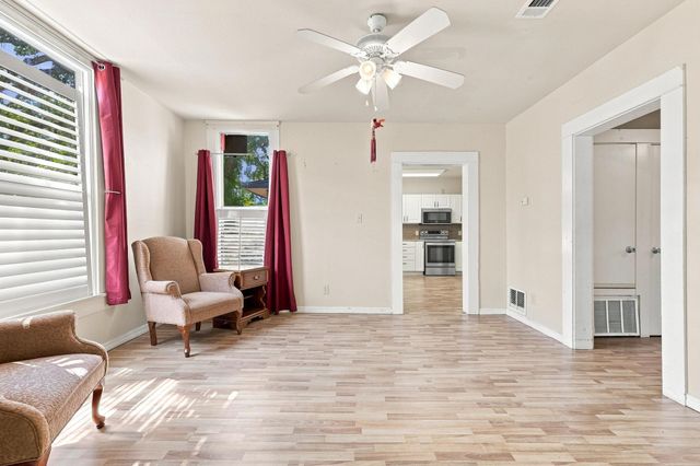 600 W Munson Street, Denison, TX 75020