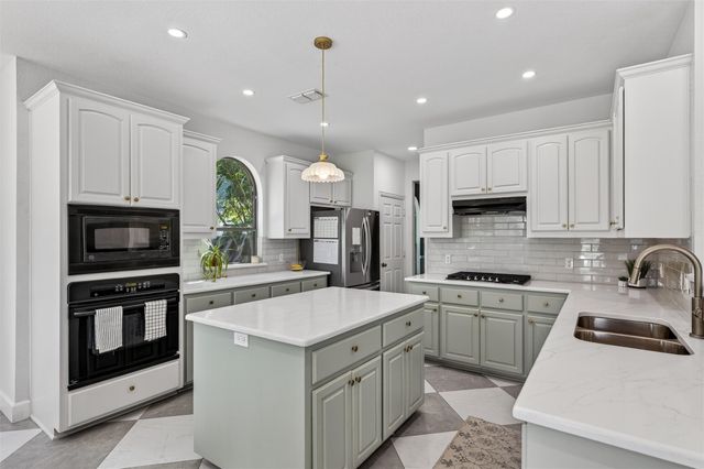 7312 Midcrest Court, Mckinney, TX 75072