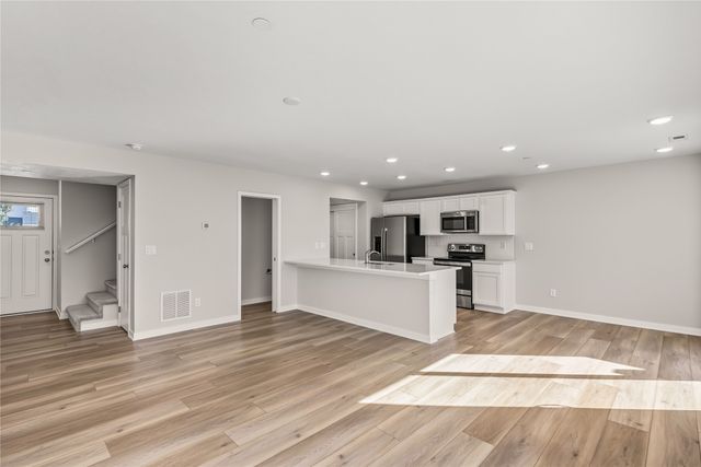 5920 NW 91st Court, Johnston, IA 50131