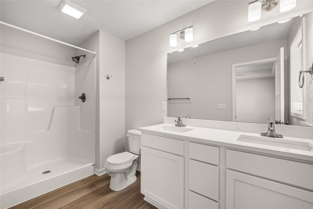 5920 NW 91st Court, Johnston, IA 50131