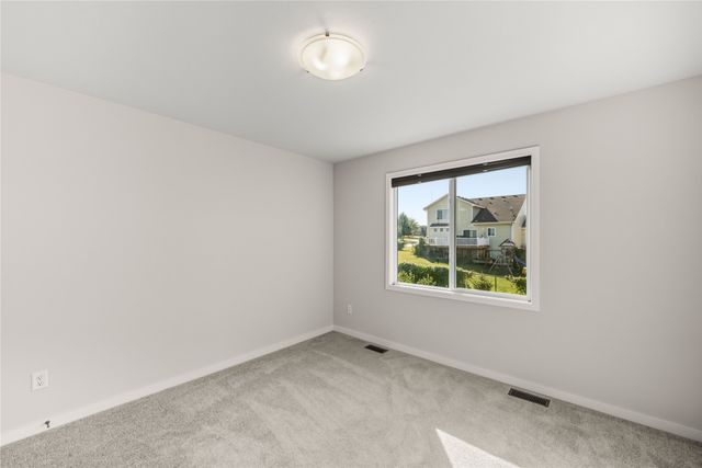 5920 NW 91st Court, Johnston, IA 50131