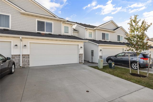 5920 NW 91st Court, Johnston, IA 50131