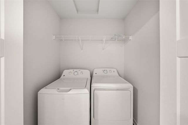 5920 NW 91st Court, Johnston, IA 50131