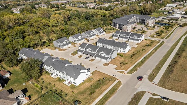 5920 NW 91st Court, Johnston, IA 50131