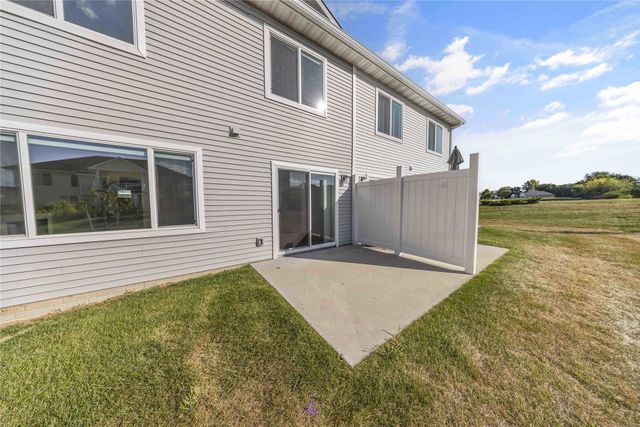 5920 NW 91st Court, Johnston, IA 50131