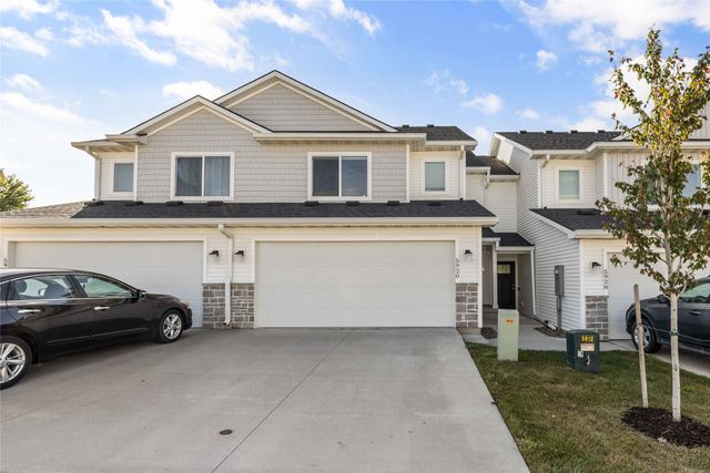 5920 NW 91st Court, Johnston, IA 50131