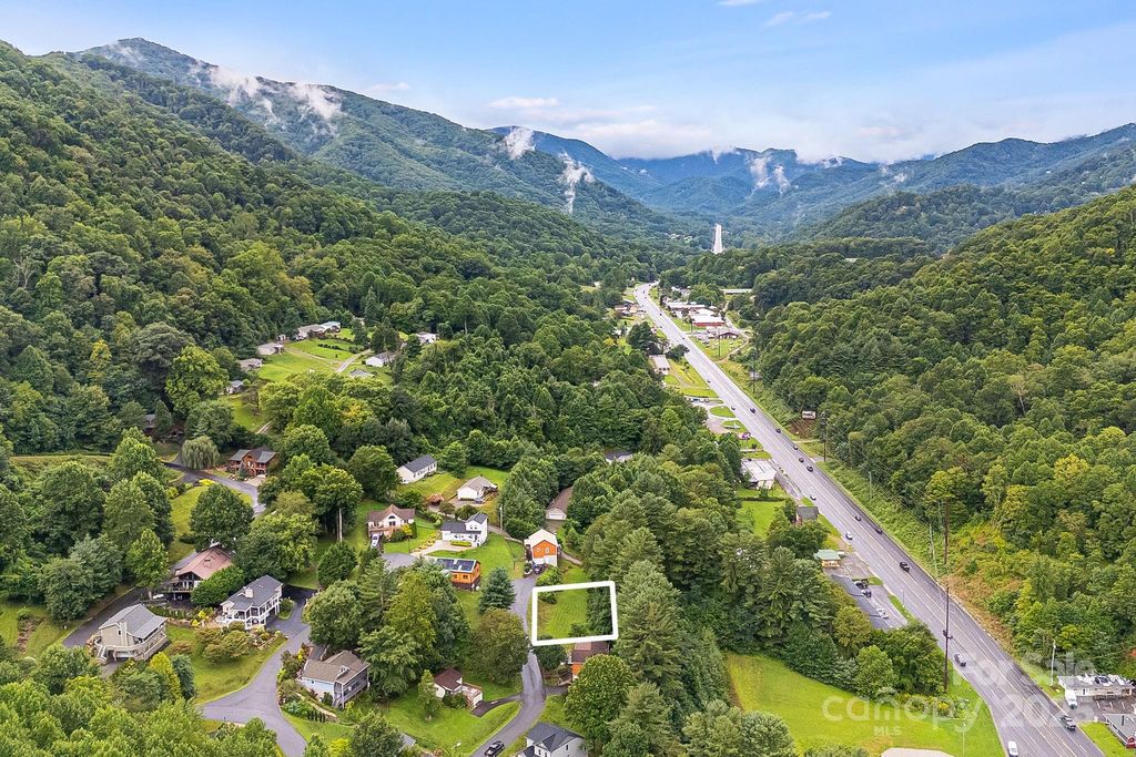 9999 Whippoorwill Way 6, Waynesville, NC 28786
