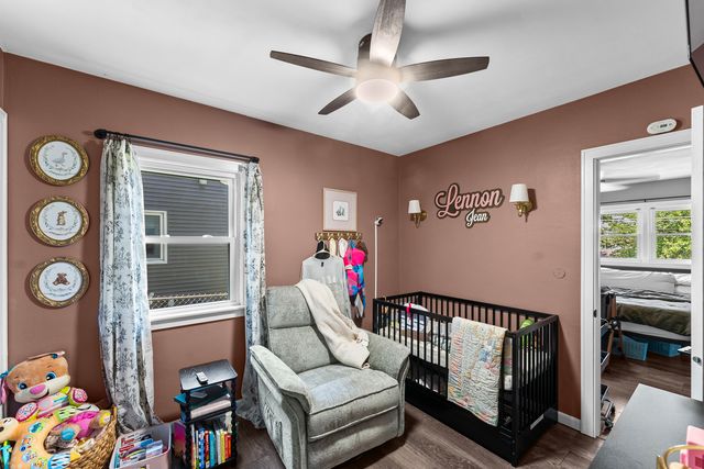 1614 W Hayes Street, Davenport, IA 52804