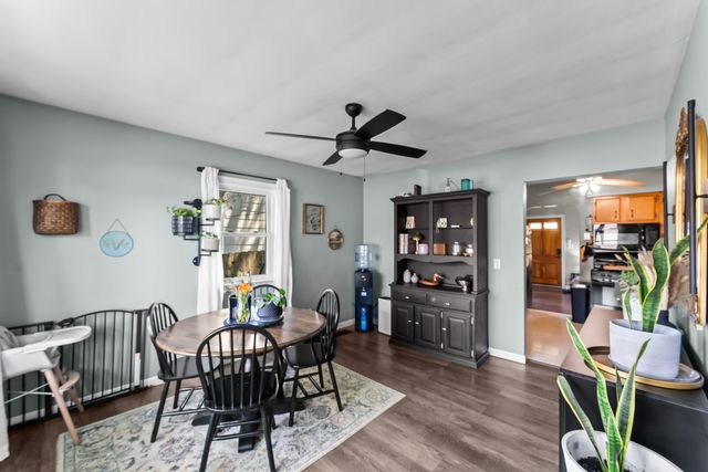 1614 W Hayes Street, Davenport, IA 52804