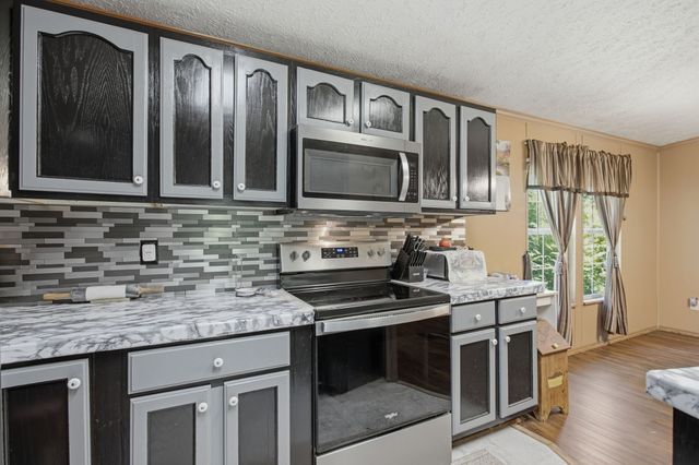 5843 Valley Dr, Lyles, TN 37098