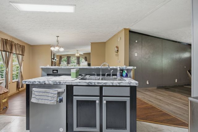 5843 Valley Dr, Lyles, TN 37098