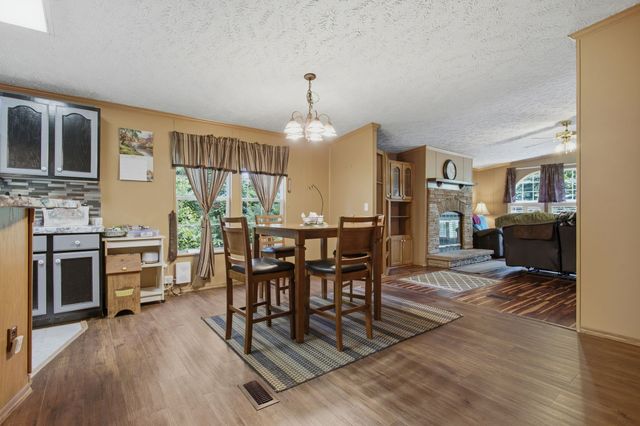 5843 Valley Dr, Lyles, TN 37098