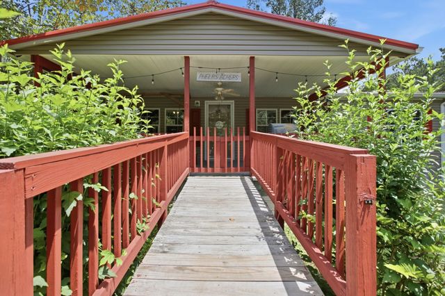 5843 Valley Dr, Lyles, TN 37098